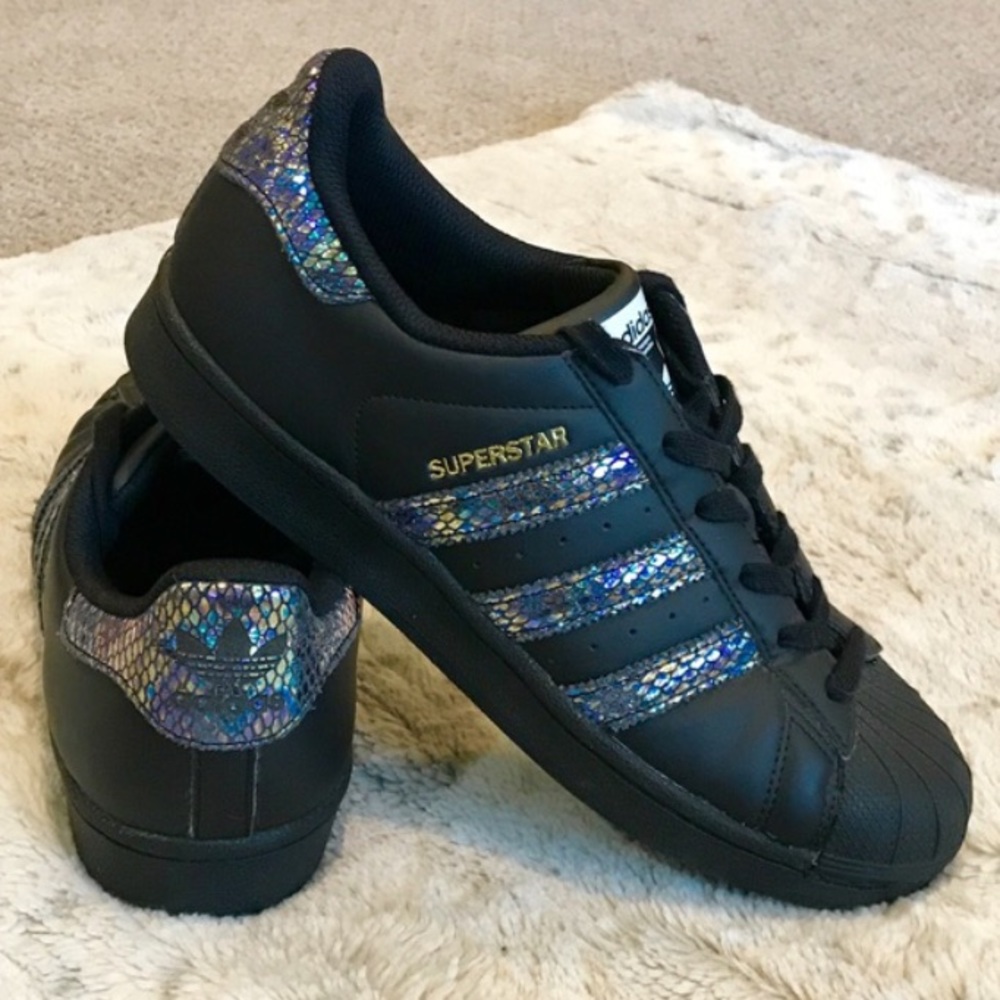 Adidas x2 bundle Mermaid/ Iridescent superstar 6.5